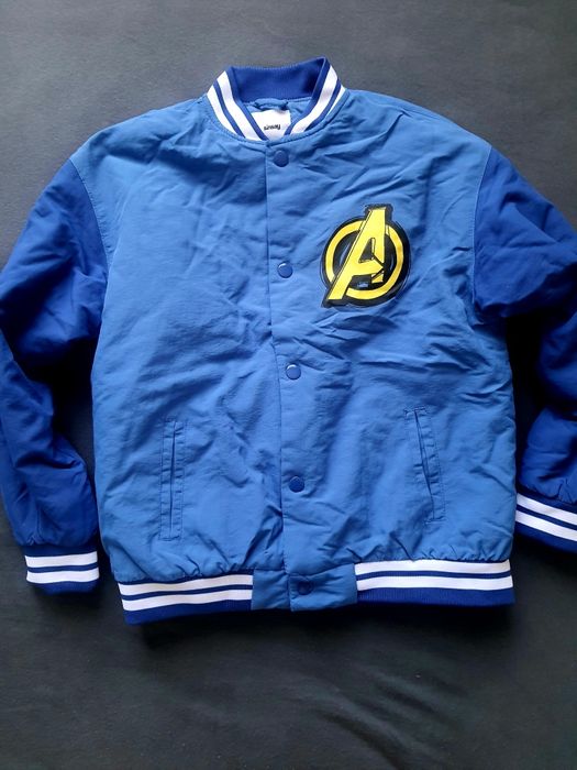 Яке Marvel ,ново 140 р-р