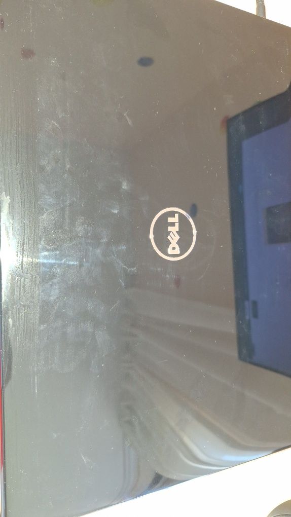 Лаптоп Dell Inspiron 5558 като нов