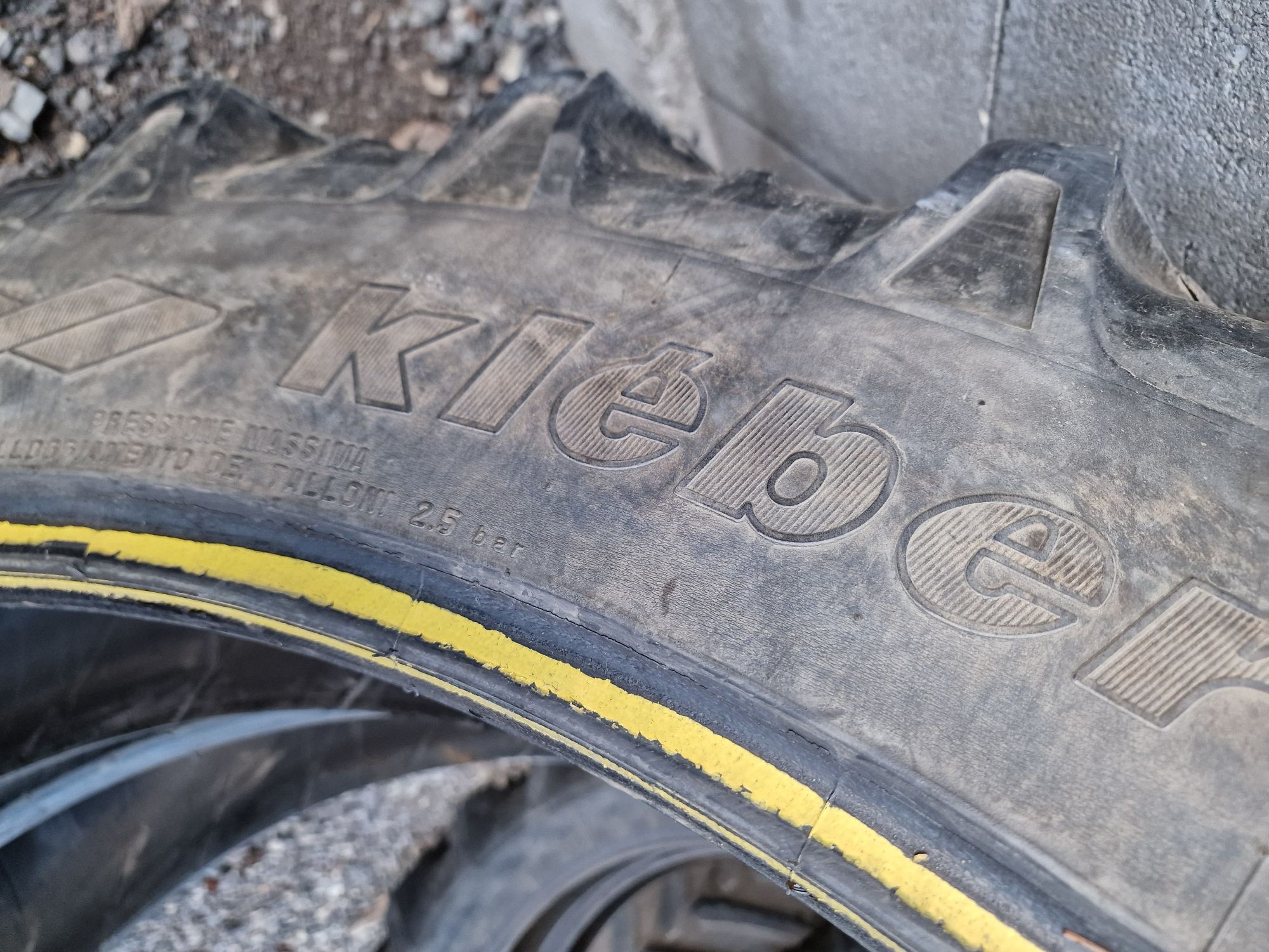 CAUCIUCURI agri 11.2R44 (270/95R44) marca Kleber