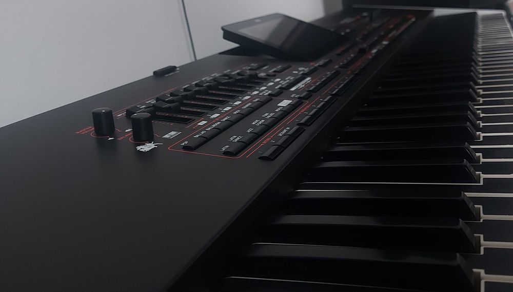 Korg pa4x oriental 76 keys
