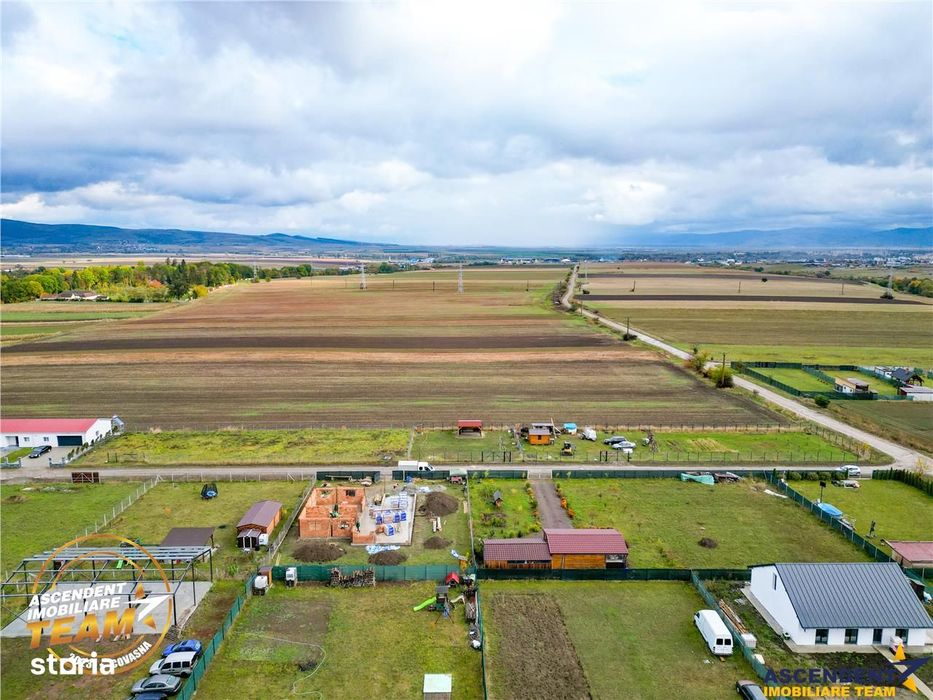 FILM!Teren intravilan:loc cu liniste si perspectiva.Arcus,aproape de S