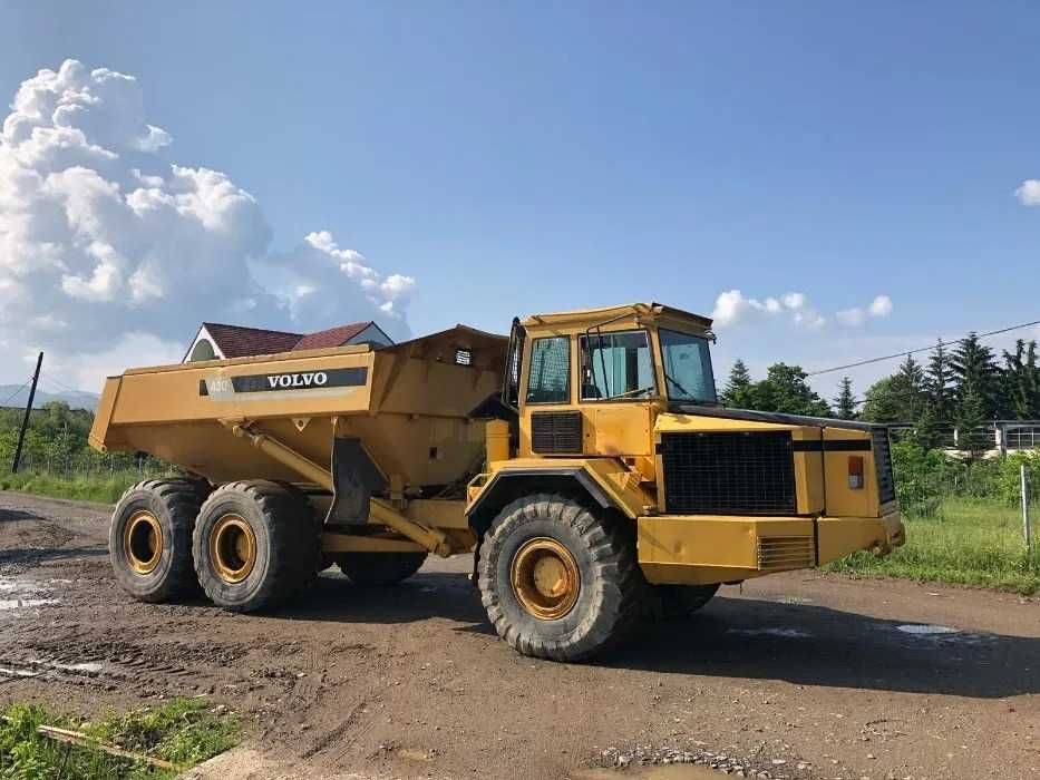 Dezmembrez Dumper Volvo A30 , A25 , motor , cutie , punti etc