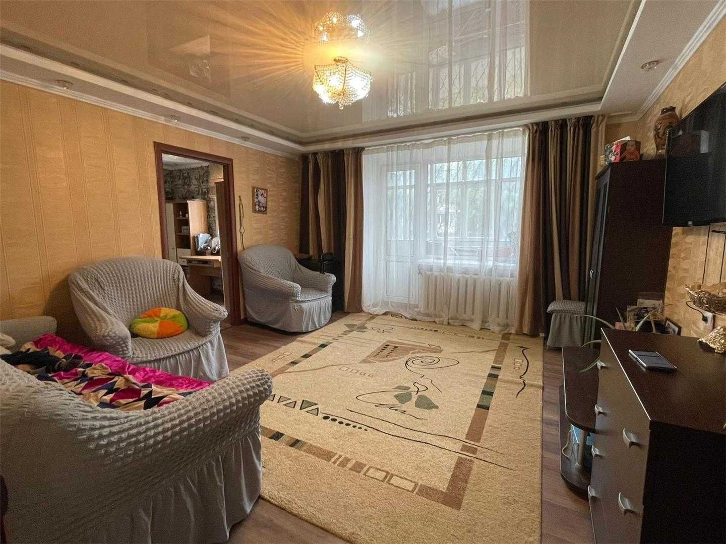 Продам 3х комн квартиру на 4 мкр 2 этаж