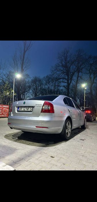 Skoda Octavia 2 – 2011, benzină, manuală – 190.000 km