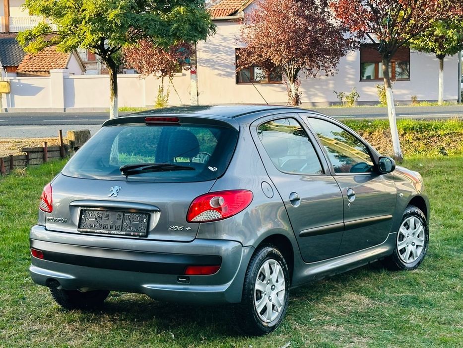 Vând Peugeot 206+