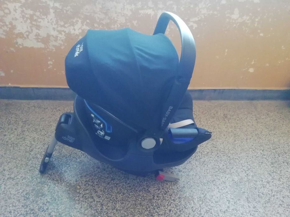 Britax Romer детско столче за кола Baby Safe i-Size ISOFIX 0-13kg