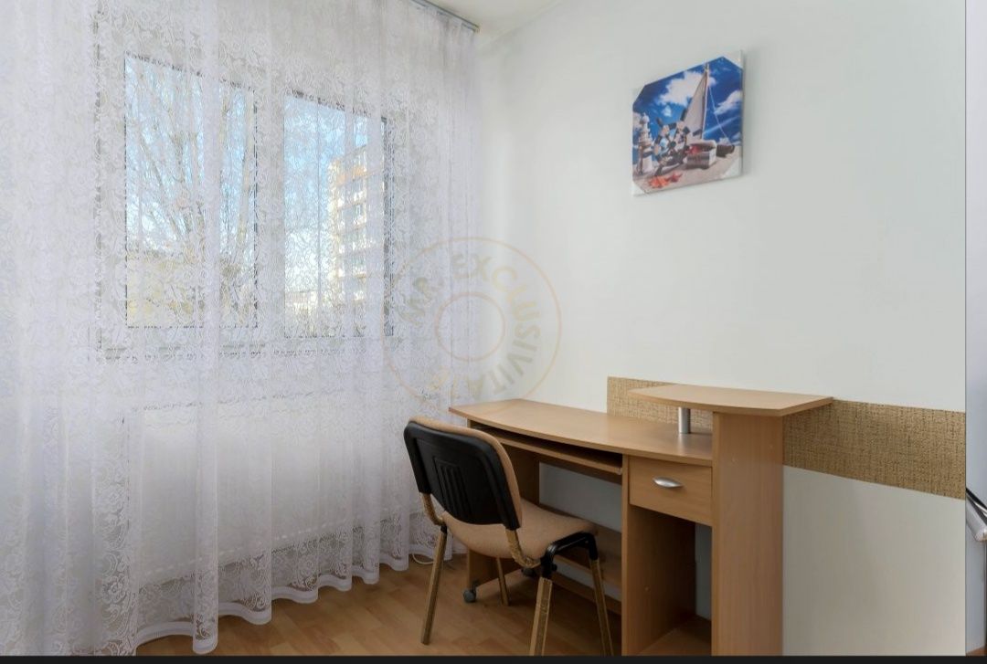 Proprietar vând / schimb apartament 2 camere la preț de garsoniera