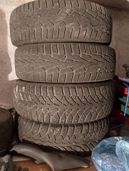 Продам резину в хорошем состоянии