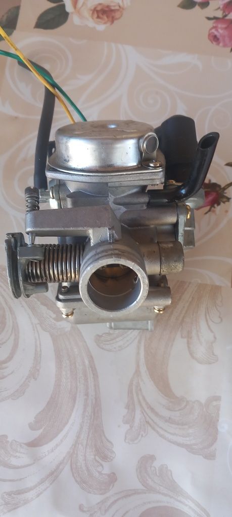 Carburator scuter universal 125 ,250cc