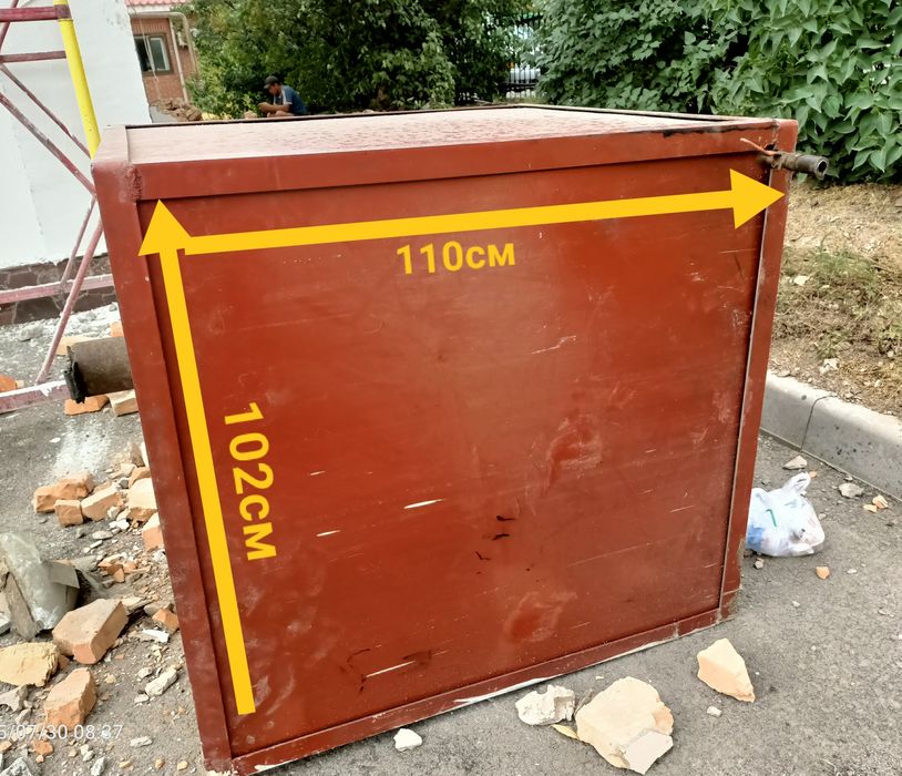 Бочка Емкость металлическая ёмкость 110х102см хороший маталл.
