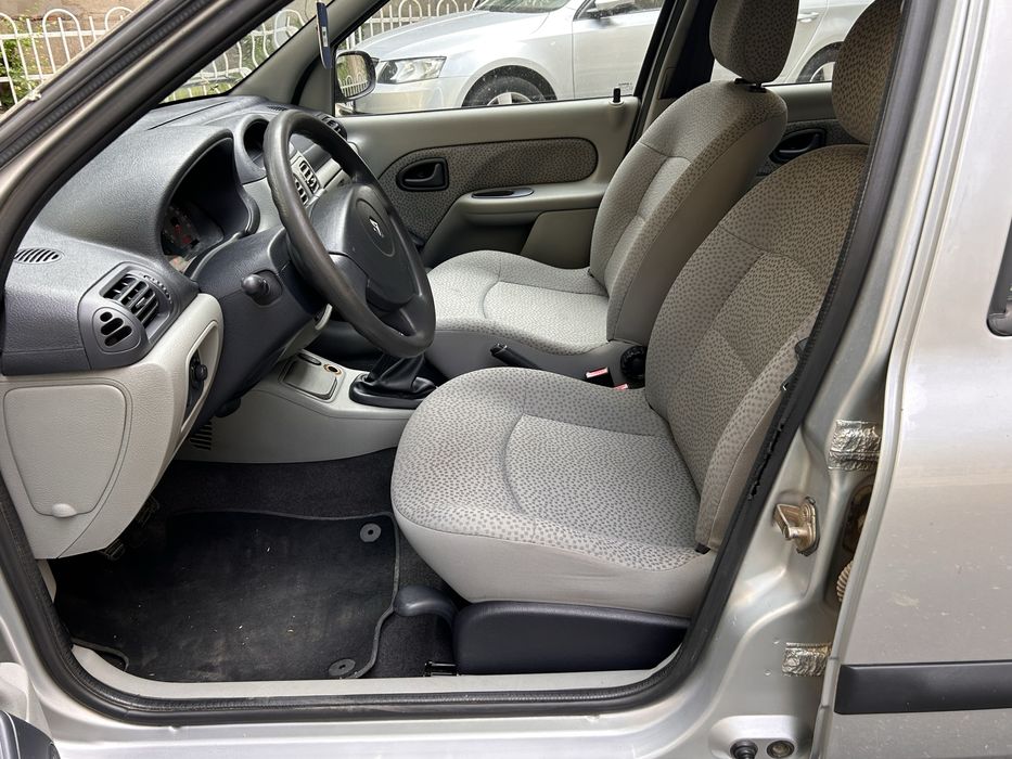 Renault Clio 2006 1.5 L diesel km reali unic proprietar stare impecabi