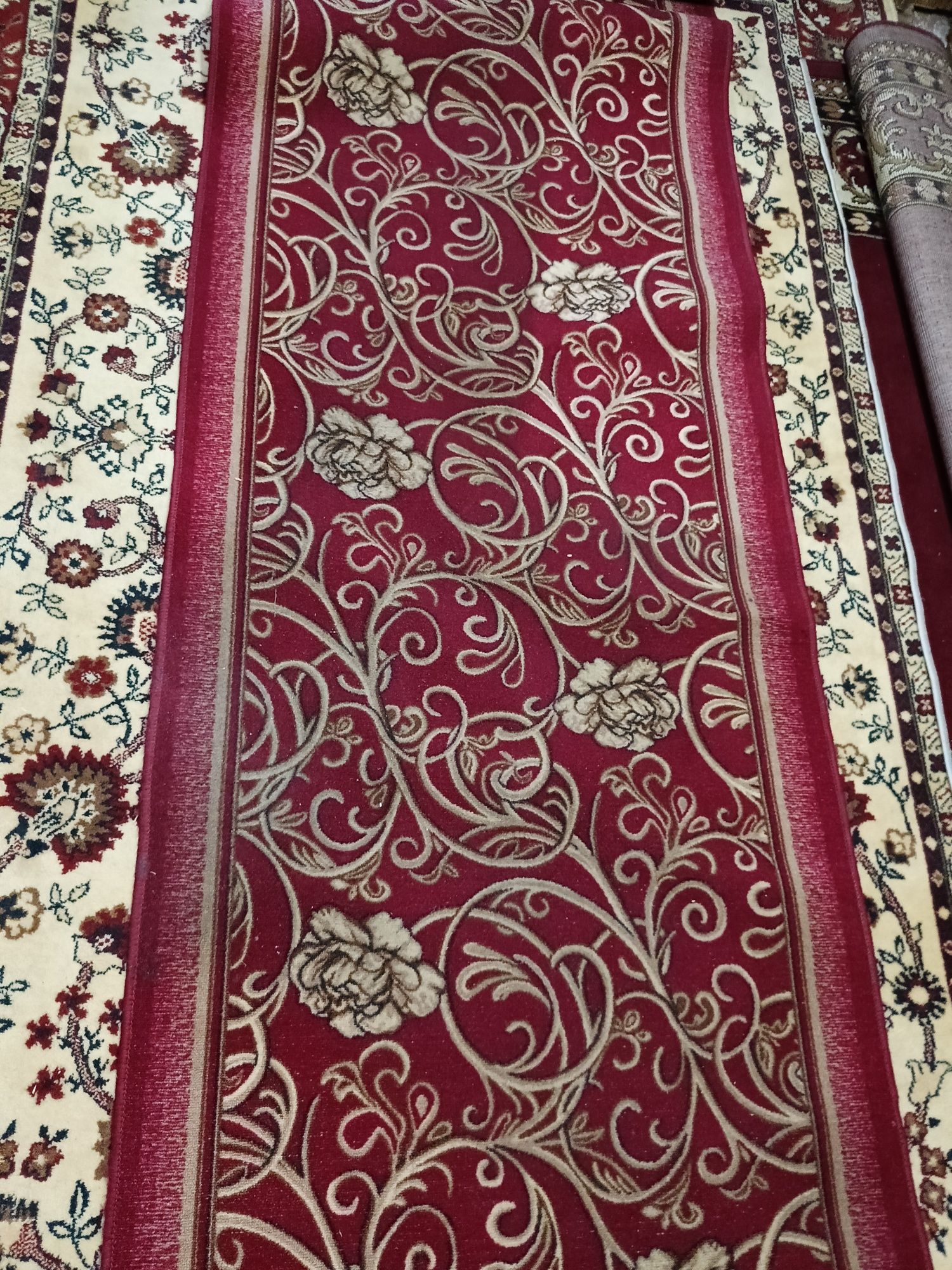 Продам ковер и ковровую дорожку