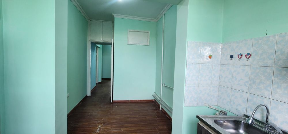 Метро Юнусобод 15кв 2*3комнатная 2*6 балкон не торец