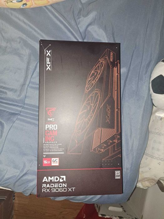 Placa video Radeon RX 9060 XT 16GB, Sursa Gigabyte 650W si Cooler