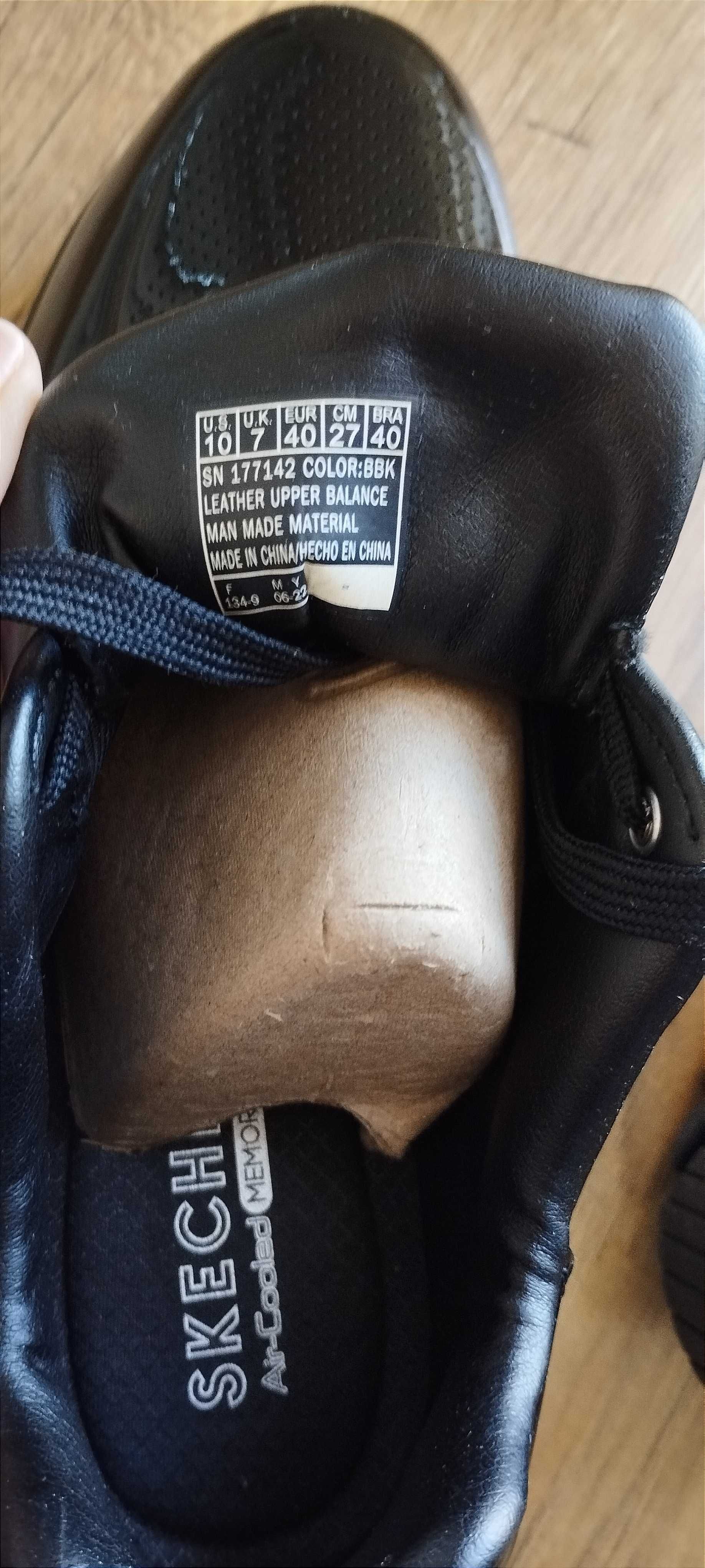НОВИ Дамски черни обувки Sketchers