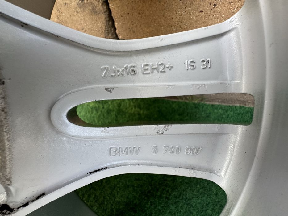 4 броя Джанти БМВ BMW Style 268 16 цола за e90 e91 F30 F31 e87 e46 e36