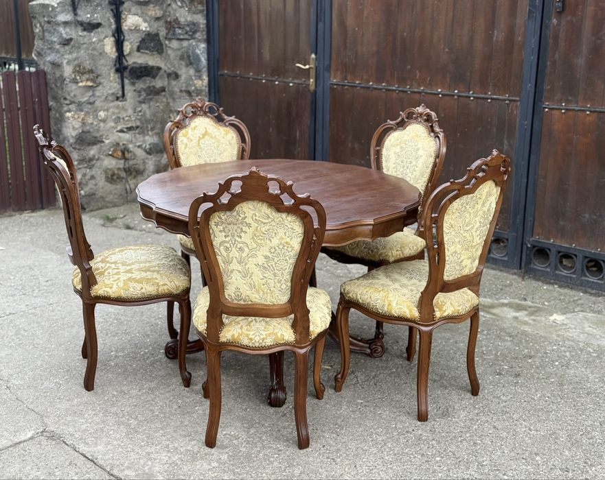 Masa extensibila cu 5 scaune