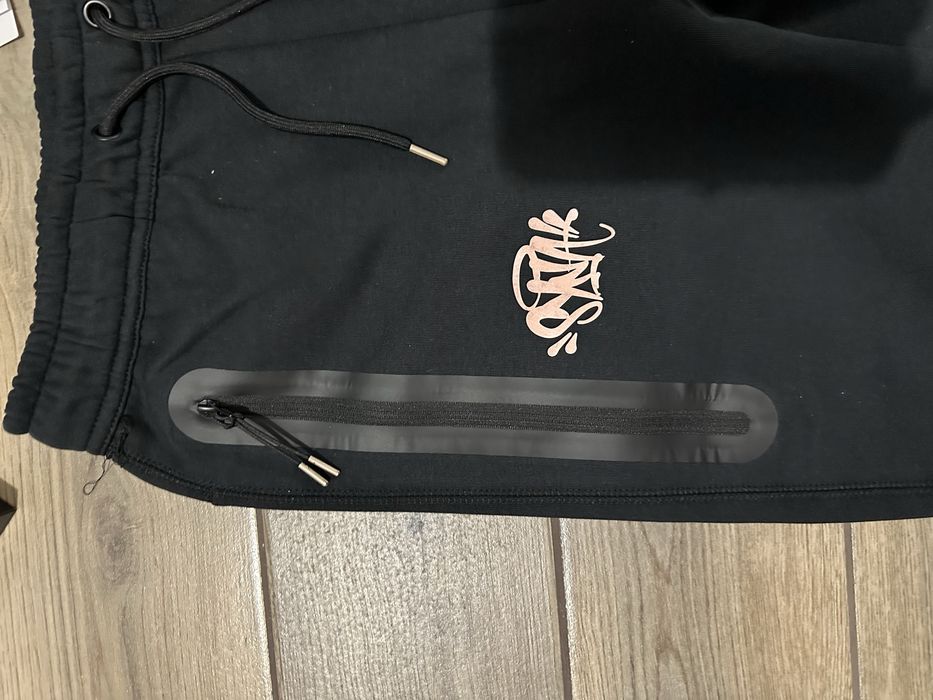 Nike tech in colaborare cu syna