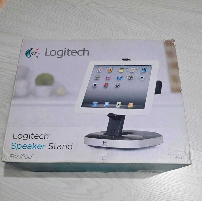Stand Logitech pentru IPAD (modele vechi), cu boxe incorporate, AUX IN