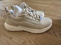 НОВО Маратонки Skechers