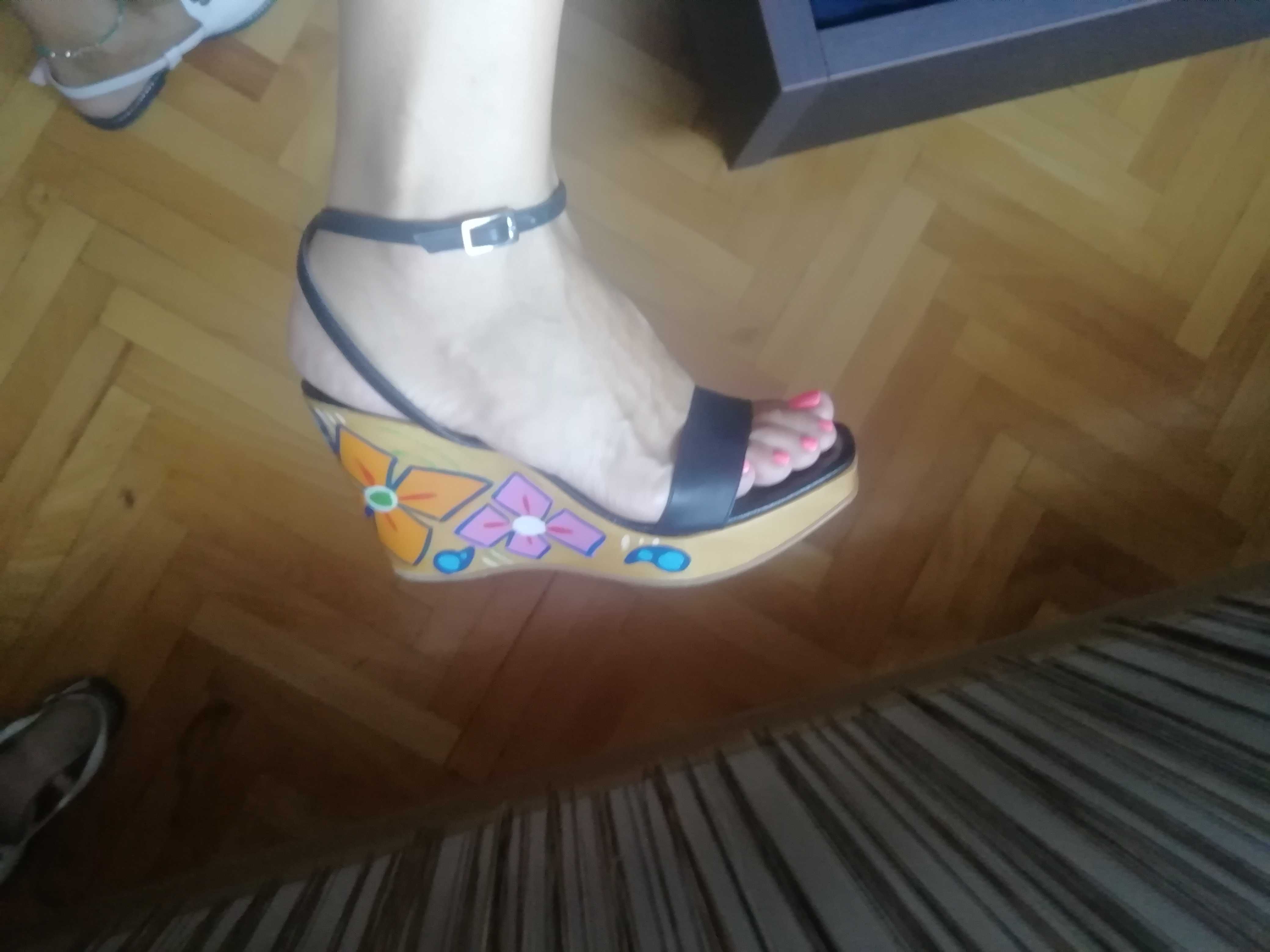 Италиански сандали