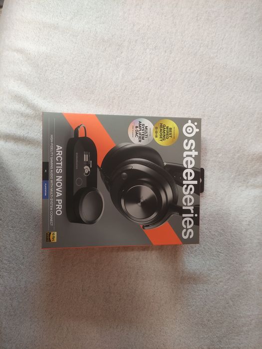 Casti Steel Series arctis nova pro