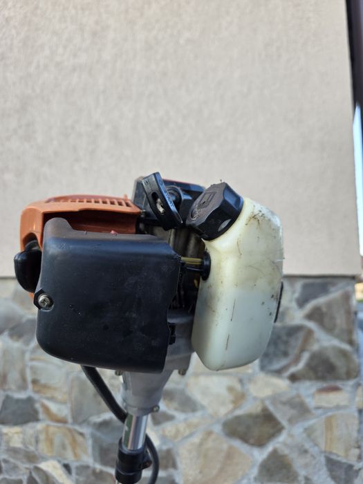 Cositoare Ruris DAC 210 pe benzină