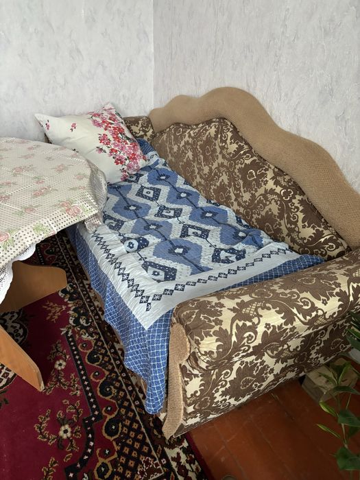 Диван для гостиной