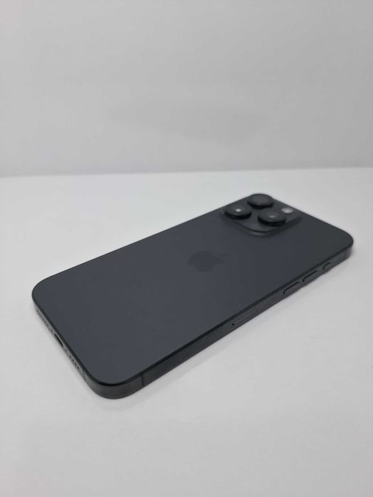 iPhone 15 Pro Max 256GB Titanium Black