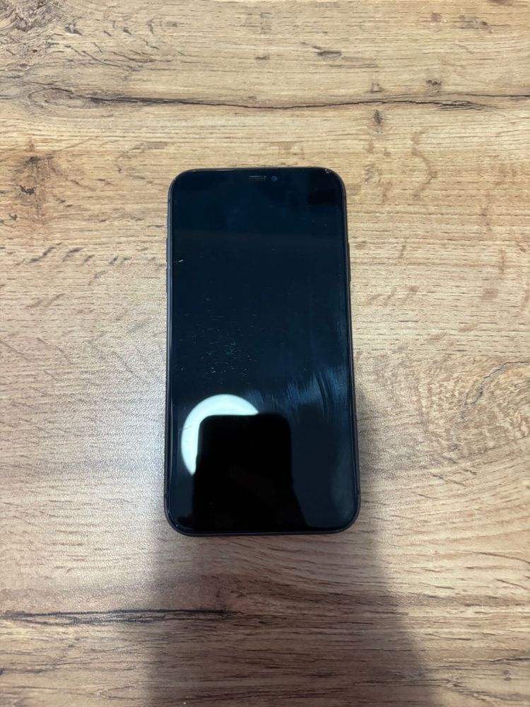 продается Iphone 11