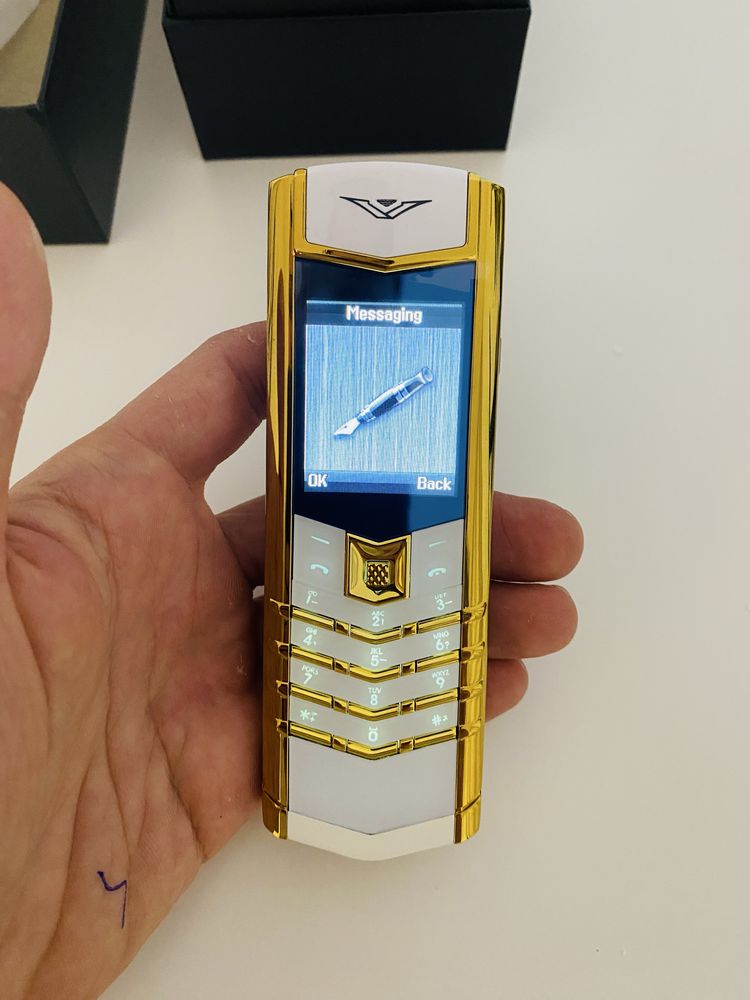 Vertu Signature, Nou