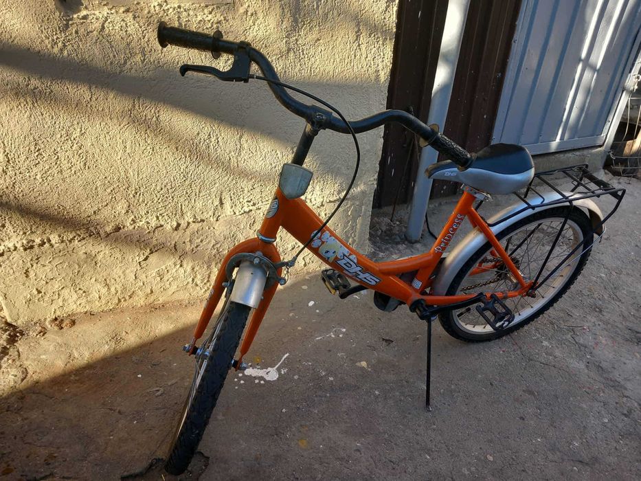 Vând bicicleta pentru copii
