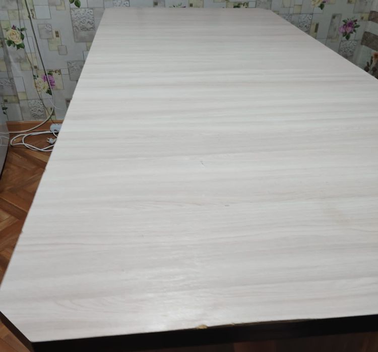 Кухонный стол 8000тг