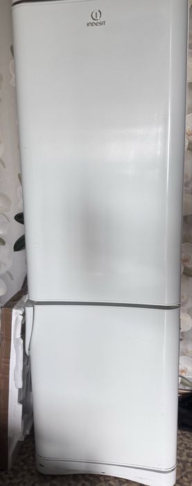 Холодильник Б/У требует ремонта