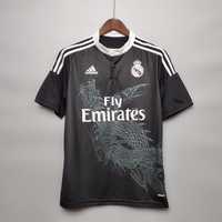 Футбольная футболка Real Madrid