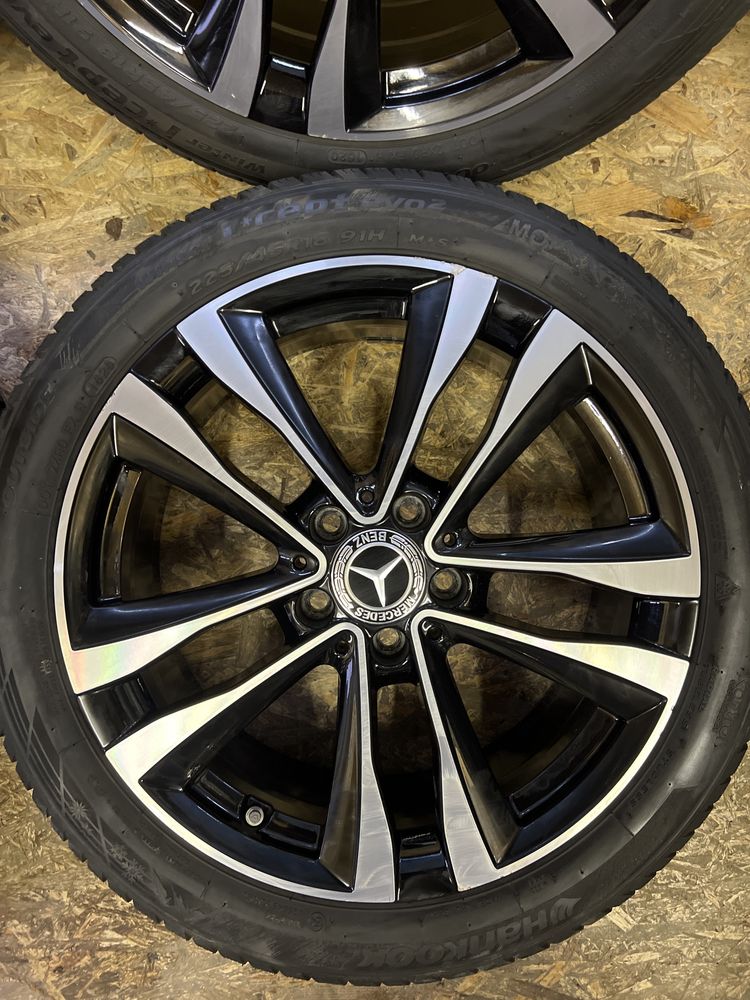 Se vand roti original Mercedes Benz A/C class R18 cu anv iarna