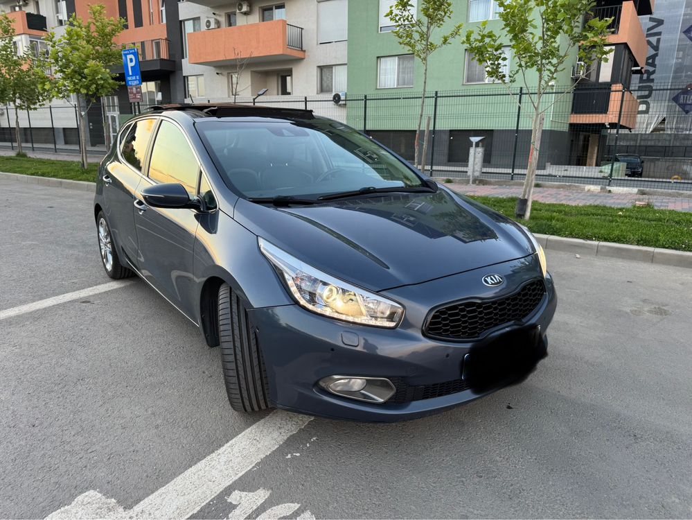 Kia Ceed 1.6 CRDi, 2012 Panoramic