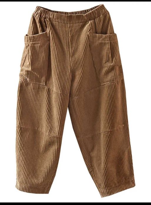 В продаже совершенно новые брюки