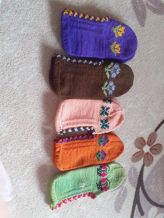 Ръчно плетени нови терлици 3 лв за чифт