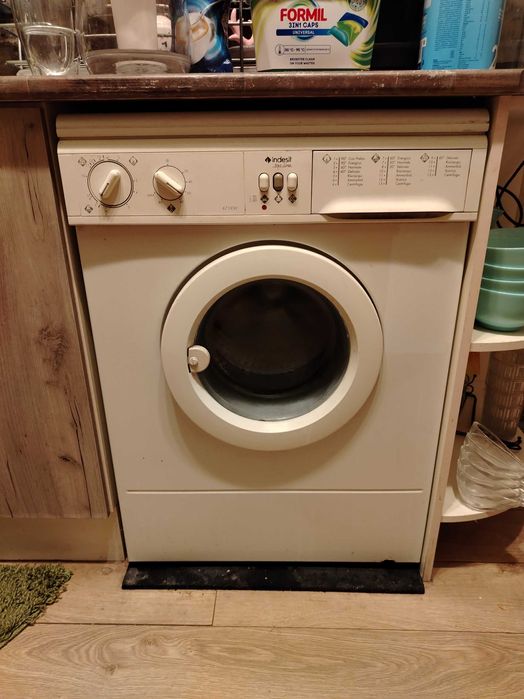 Пералня Indesid 471xw