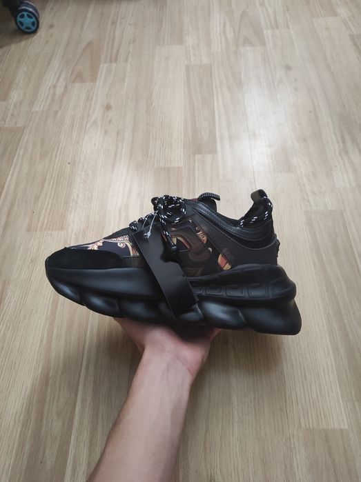 Versace chain reaction medusa print