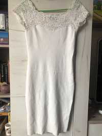 Бяла рокля фино плетиво