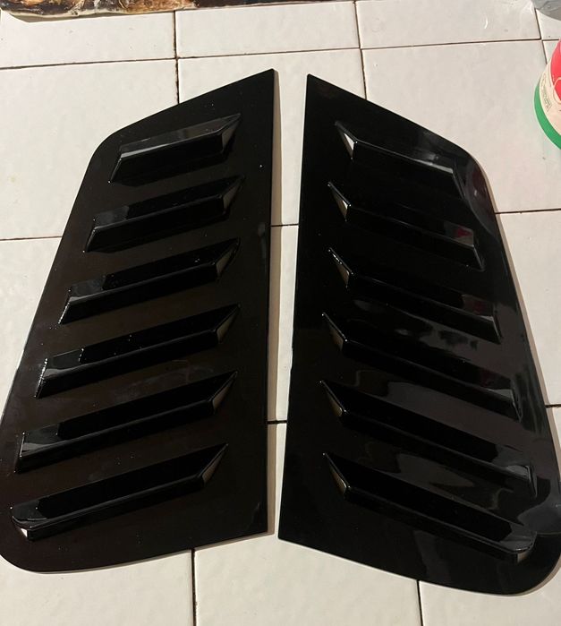 Чисто нови защитни лайсни за vw polo