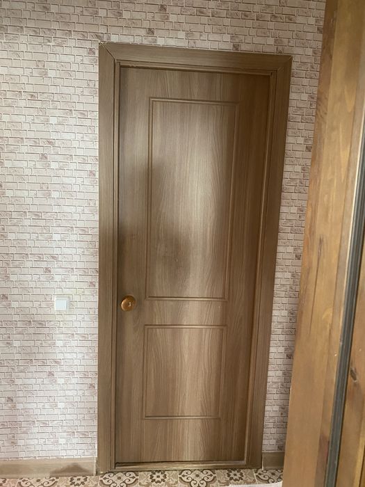 Продается б/у двери