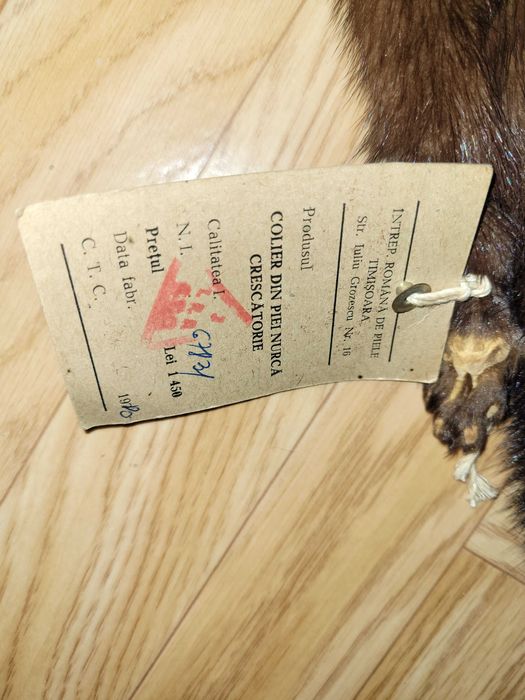 Guler / Colier nurca NOU made in Romania 1970