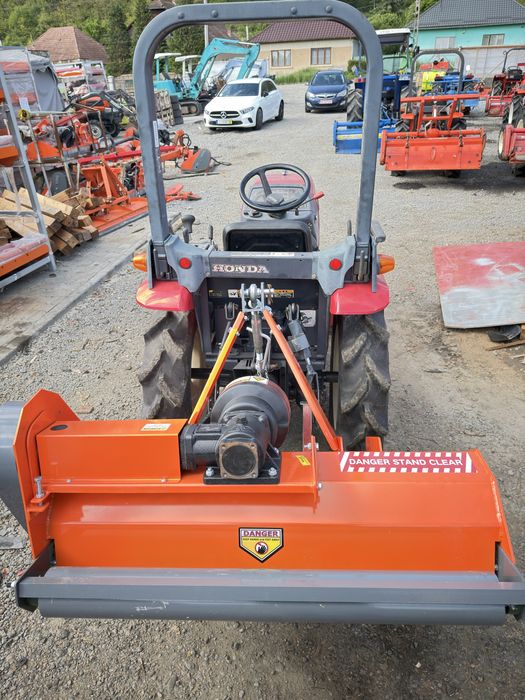 Tractor japonez Honda Kubota 16 cp cu Tocatoare