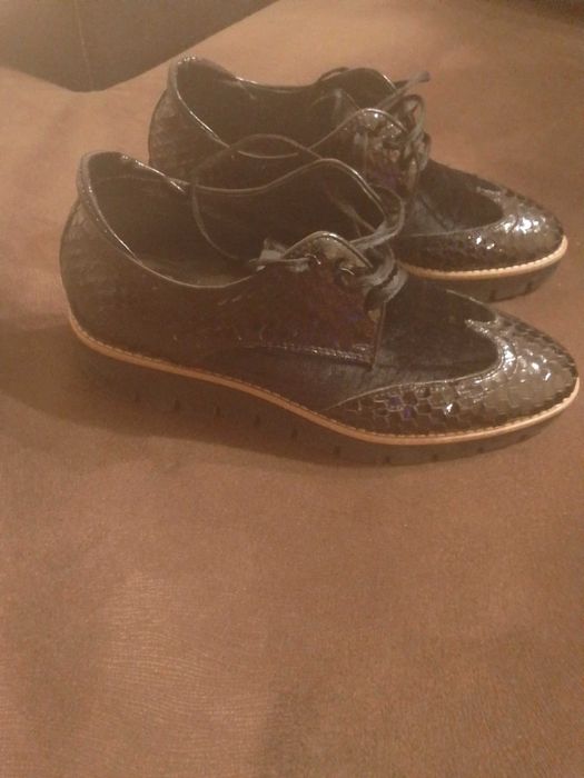 Дамски спортно елегантни обувки