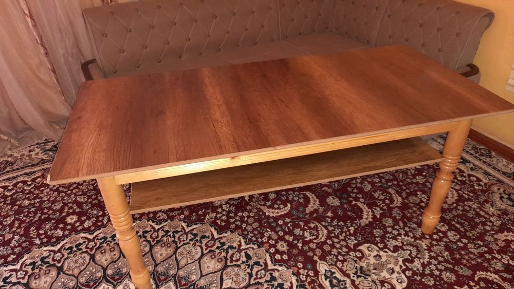 Мебел уголок столи бн сотилади