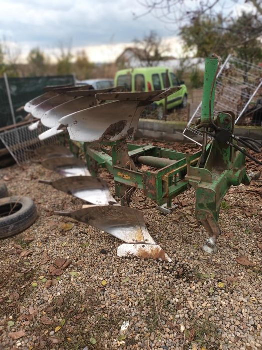 Vând plug reversibil Gassner