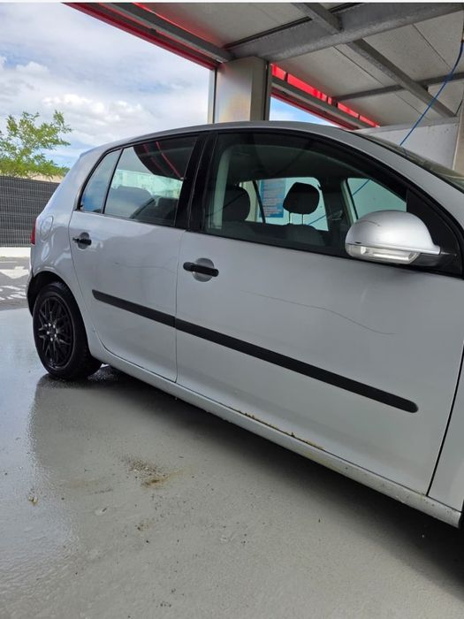 Vând golf 5 2006